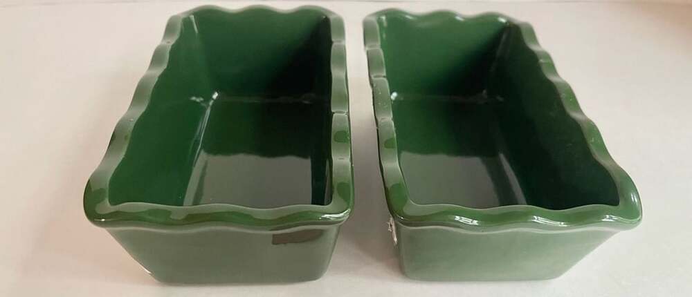 Century Mini Loaf Pan Set Green Scalloped Stoneware Bread Baking Dishes